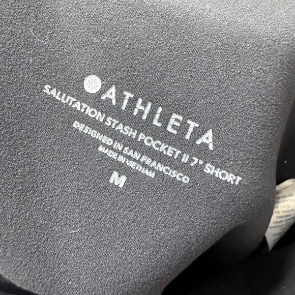 ATHLETA salutation stash pocket II 7" shorts in black size M - Picture 6 of 7